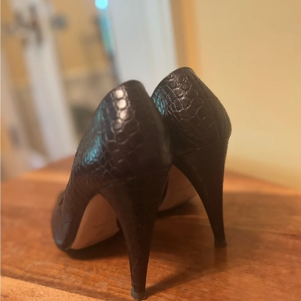 PRADA - Picture 7 of 12